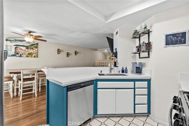9915 Variel Avenue 22, Chatsworth, CA 91311 — photo 13 of 31