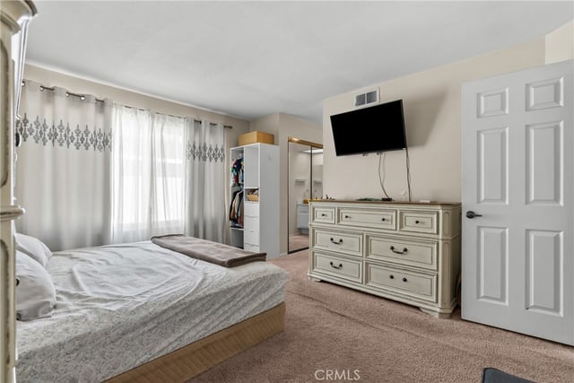 9915 Variel Avenue 22, Chatsworth, CA 91311 — photo 21 of 31