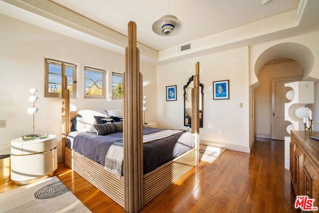 3313 Descanso Drive, Los Angeles, CA 90026 — photo 13 of 25