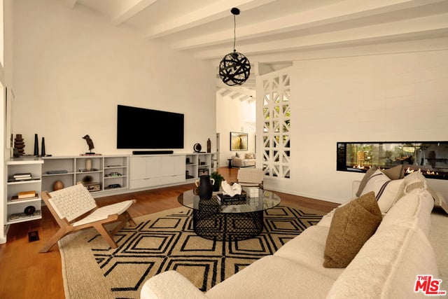 2110 Westridge Road, Los Angeles, CA 90049 — photo 14 of 45