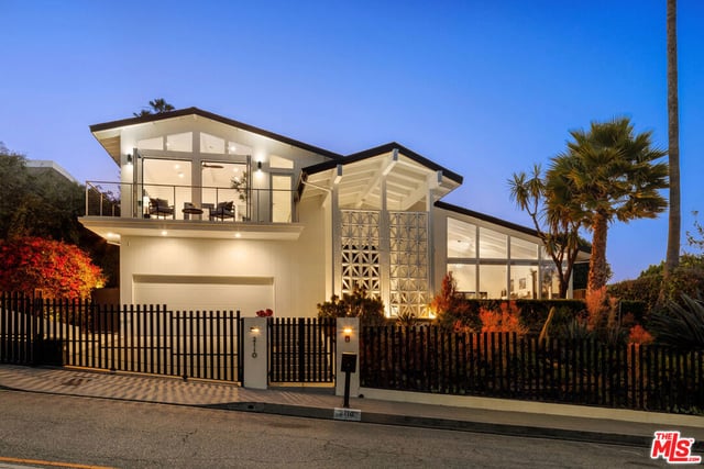 2110 Westridge Road, Los Angeles, CA 90049 — photo 3 of 45