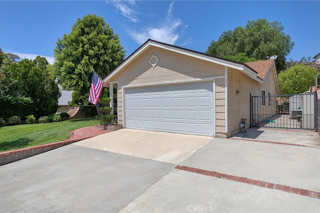 27921 Beechnut Circle, Valencia, CA 91354 — photo 3 of 27