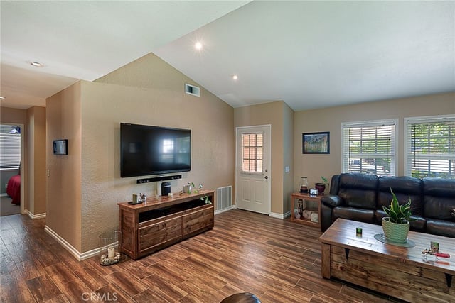 27921 Beechnut Circle, Valencia, CA 91354 — photo 8 of 27