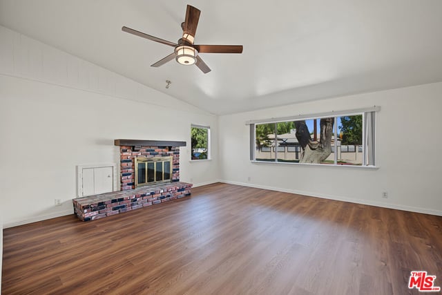 18612 Rayen Street, Northridge, CA 91324 — photo 3 of 27