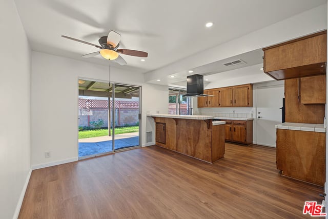 18612 Rayen Street, Northridge, CA 91324 — photo 5 of 27