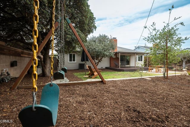 112 Estates Avenue, Ventura, CA 93003 — photo 29 of 33