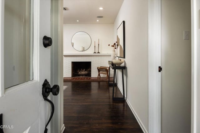 112 Estates Avenue, Ventura, CA 93003 — photo 3 of 33