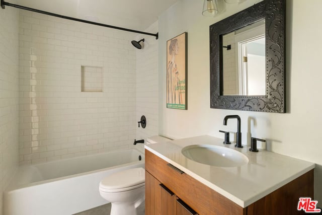 1642 Elevado Street, Los Angeles, CA 90026 — photo 12 of 42