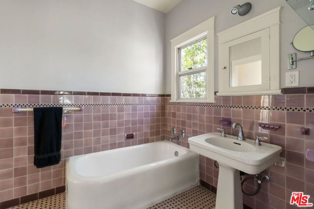 1642 Elevado Street, Los Angeles, CA 90026 — photo 37 of 42