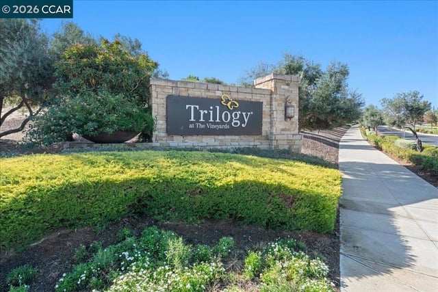 1547 Symphony Cir, Brentwood, CA 94513 — photo 26 of 40
