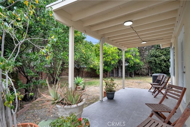 10207 Camarillo Street, Toluca Lake, CA 91602 — photo 24 of 32