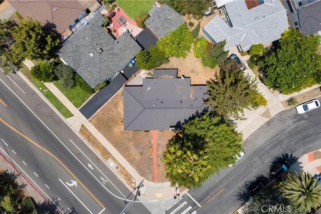 10207 Camarillo Street, Toluca Lake, CA 91602 — photo 25 of 32