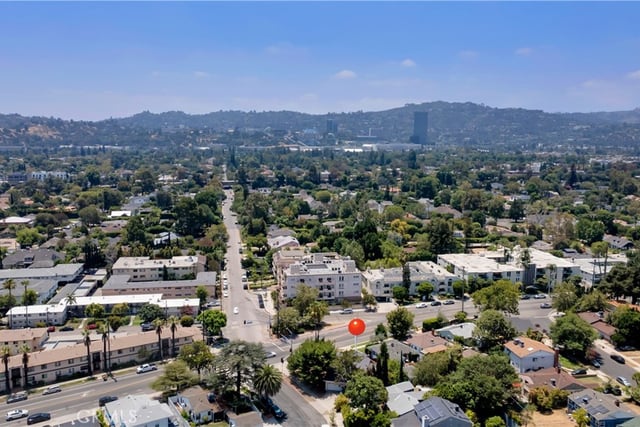 10207 Camarillo Street, Toluca Lake, CA 91602 — photo 28 of 32