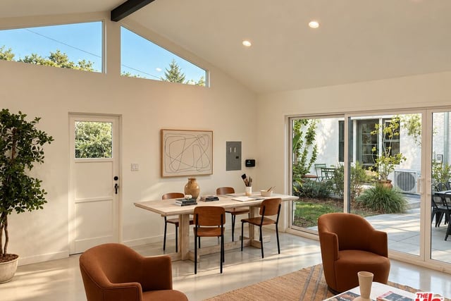 3857 Welland Avenue, Los Angeles, CA 90008 — photo 20 of 27