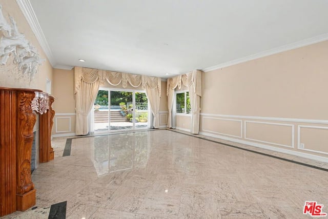 108 N Thurston Avenue, Los Angeles, CA 90049 — photo 24 of 54