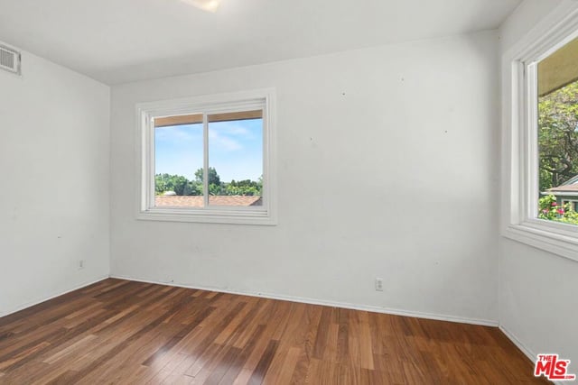 108 N Thurston Avenue, Los Angeles, CA 90049 — photo 53 of 54