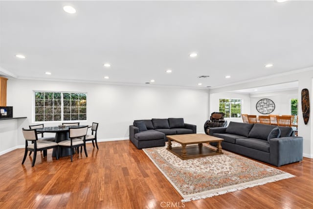 4707 Cardenas Avenue, Woodland Hills, CA 91364 — photo 8 of 24