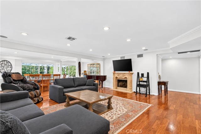 4707 Cardenas Avenue, Woodland Hills, CA 91364 — photo 9 of 24