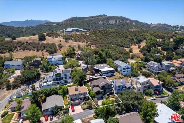 23620 Clover Trail, Calabasas, CA 91302 — photo 31 of 33