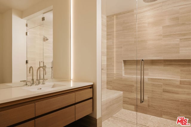 8899 Beverly Boulevard 8B, West Hollywood, CA 90048 — photo 23 of 27