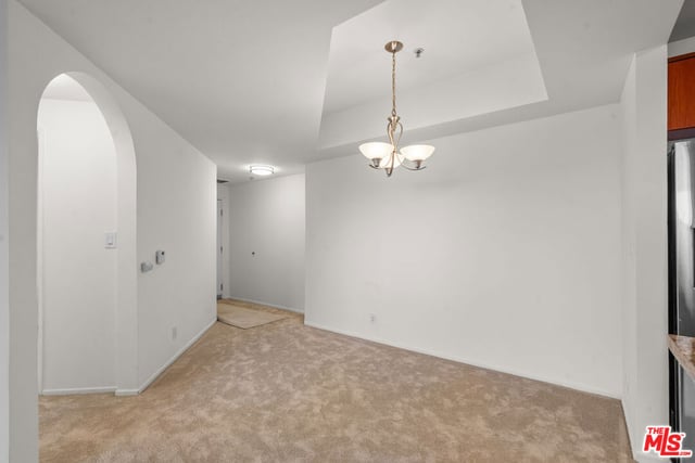 620 S Gramercy Place 301, Los Angeles, CA 90005 — photo 10 of 40