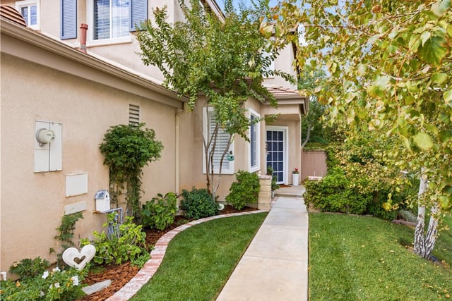 23653 Silverhawk, Valencia, CA 91354 — photo 2 of 25