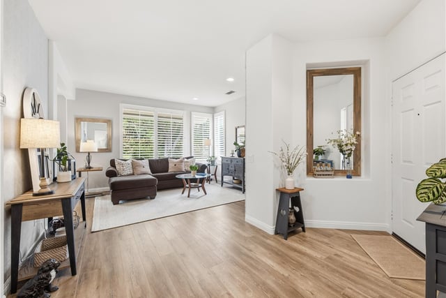 23653 Silverhawk, Valencia, CA 91354 — photo 3 of 25