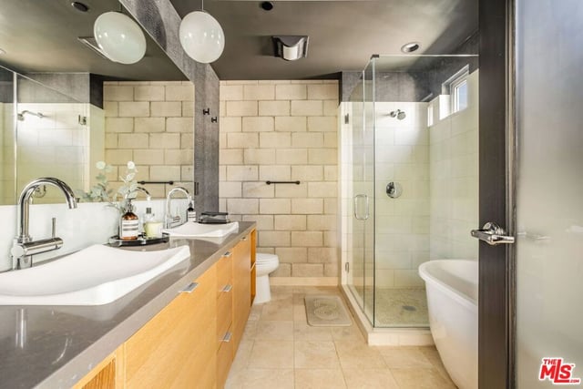 3450 Cahuenga Boulevard 604, Los Angeles, CA 90068 — photo 16 of 28