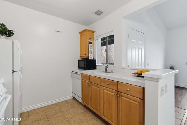 4545 Alamo Street H, Simi Valley, CA 93063 — photo 14 of 49
