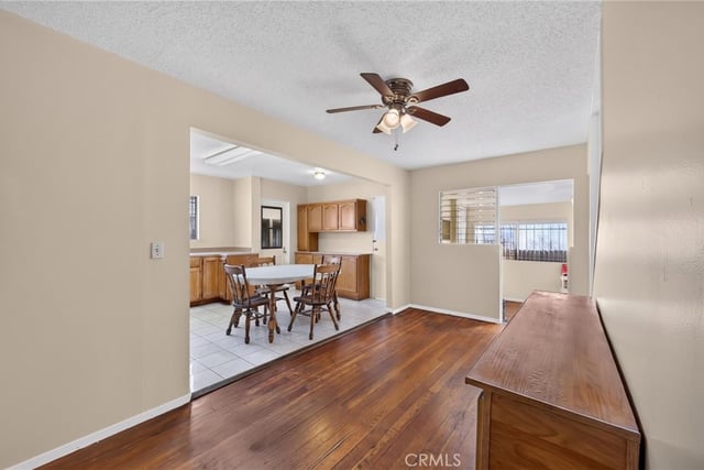 1135 Larch, Inglewood, CA 90301 — photo 8 of 39