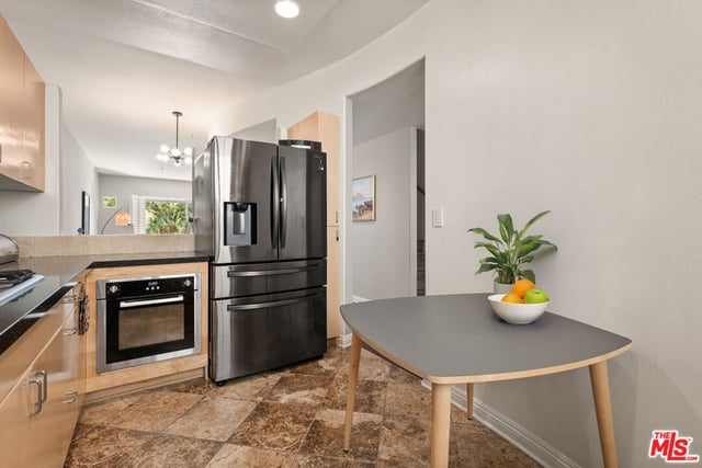 5350 Sepulveda Boulevard 7, Los Angeles, CA 91411 — photo 5 of 16