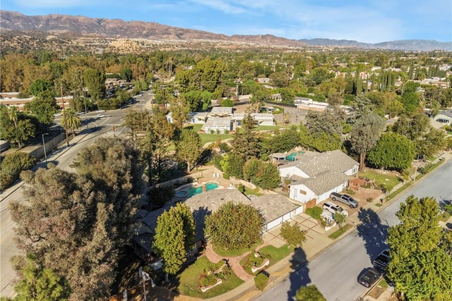 22271 Craggy View, Chatsworth, CA 91311 — photo 39 of 43