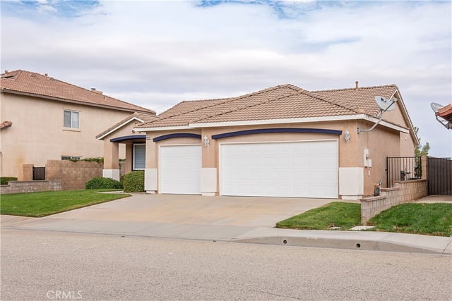 3947 Grandview, Palmdale, CA 93551 — photo 2 of 21