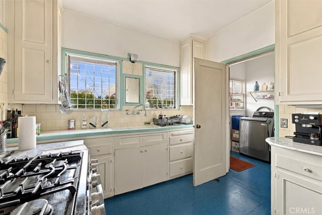900 S Curson, Los Angeles, CA 90036 — photo 44 of 66