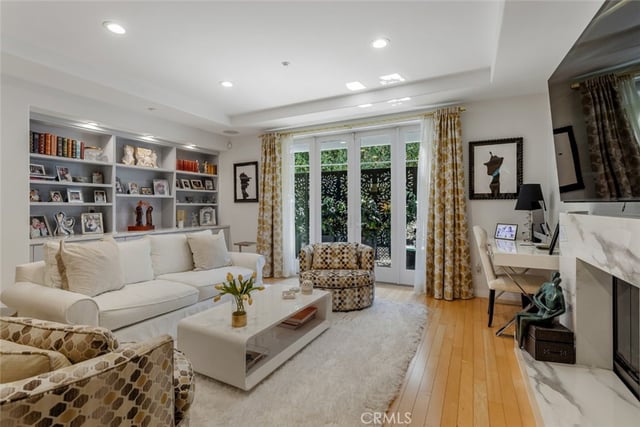 11952 Montana Ave, #203, Los Angeles, CA 90049 — photo 4 of 29