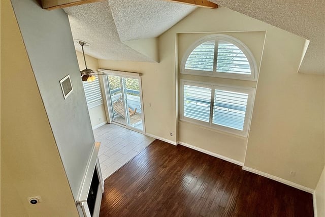 20322 Rue Crevier 626, Canyon Country, CA 91351 — photo 16 of 44