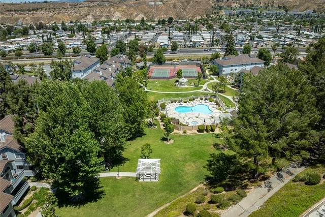 20322 Rue Crevier 626, Canyon Country, CA 91351 — photo 40 of 44