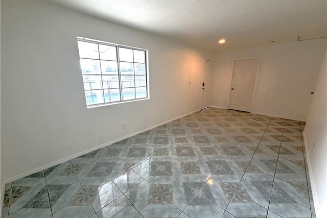 13658 Garrick Avenue, Sylmar, CA 91342 — photo 22 of 24