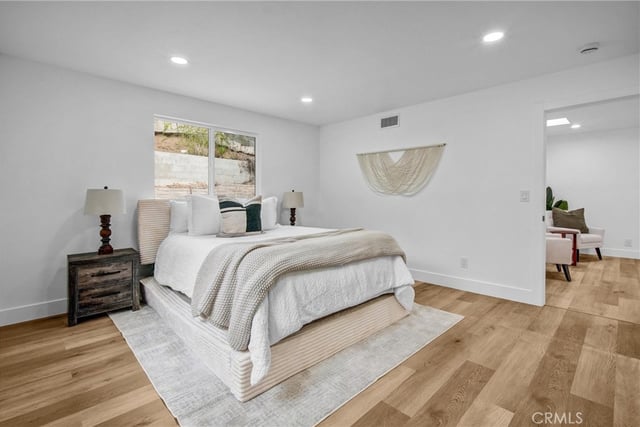 2677 Saxon, Los Angeles, CA 90065 — photo 17 of 28