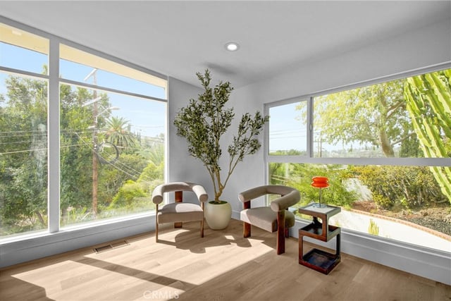2677 Saxon, Los Angeles, CA 90065 — photo 3 of 28