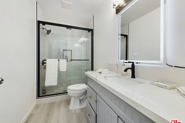 4551 Kester Avenue 1, Sherman Oaks, CA 91403 — photo 7 of 15