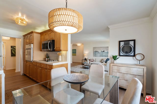 1021 12th Street 203, Santa Monica, CA 90403 — photo 9 of 21