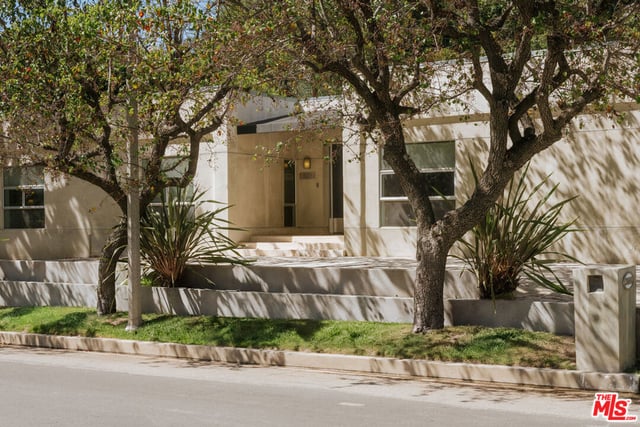 15539 Hamner Drive, Los Angeles, CA 90077 — photo 3 of 42