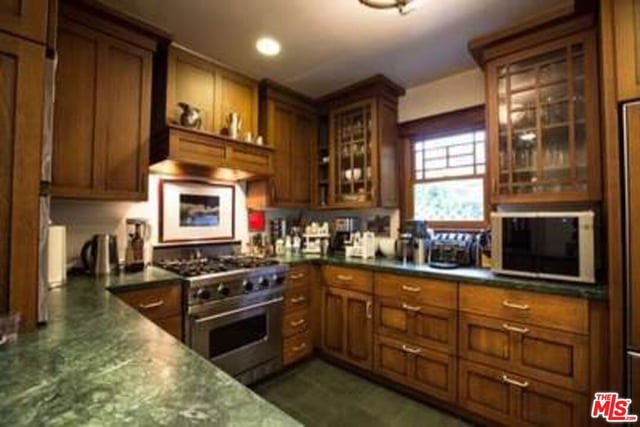1513 Walgrove Avenue, Los Angeles, CA 90066 — photo 12 of 39