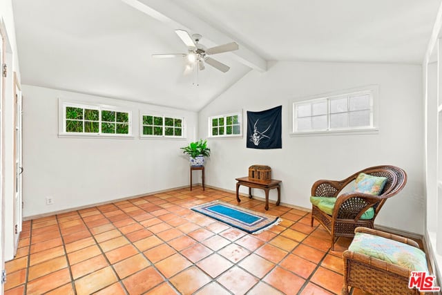 11749 Ayres Avenue, Los Angeles, CA 90064 — photo 34 of 58