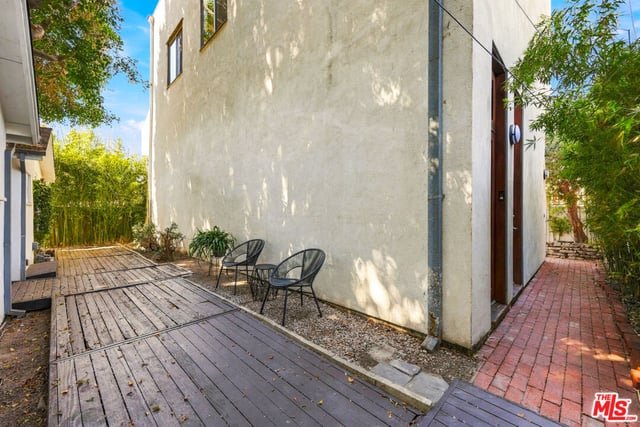 11749 Ayres Avenue, Los Angeles, CA 90064 — photo 39 of 58