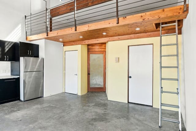 11749 Ayres Avenue, Los Angeles, CA 90064 — photo 46 of 58