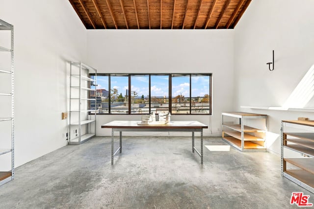 11749 Ayres Avenue, Los Angeles, CA 90064 — photo 52 of 58