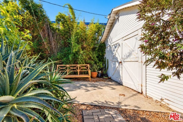 2753 S Rimpau Boulevard, Los Angeles, CA 90016 — photo 26 of 34