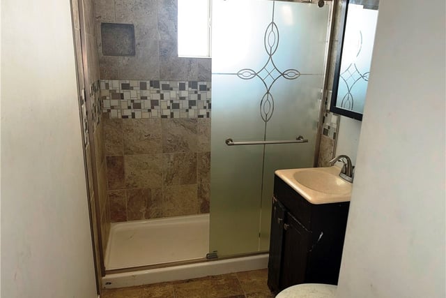 1121 Valiant, Lancaster, CA 93534 — photo 11 of 14